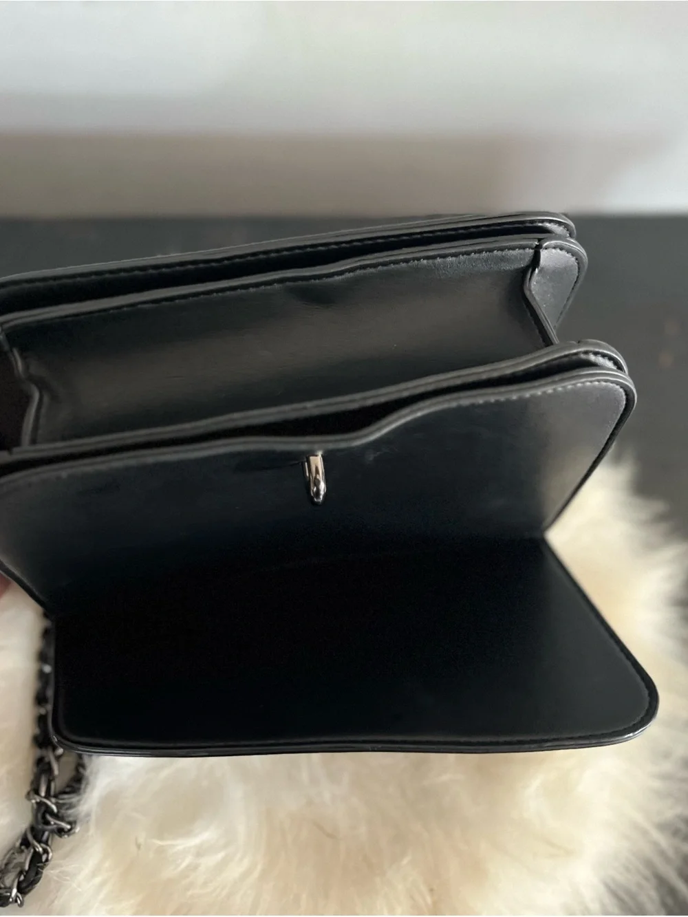 Steve Madden Black Chain-Strap Crossbody Bag